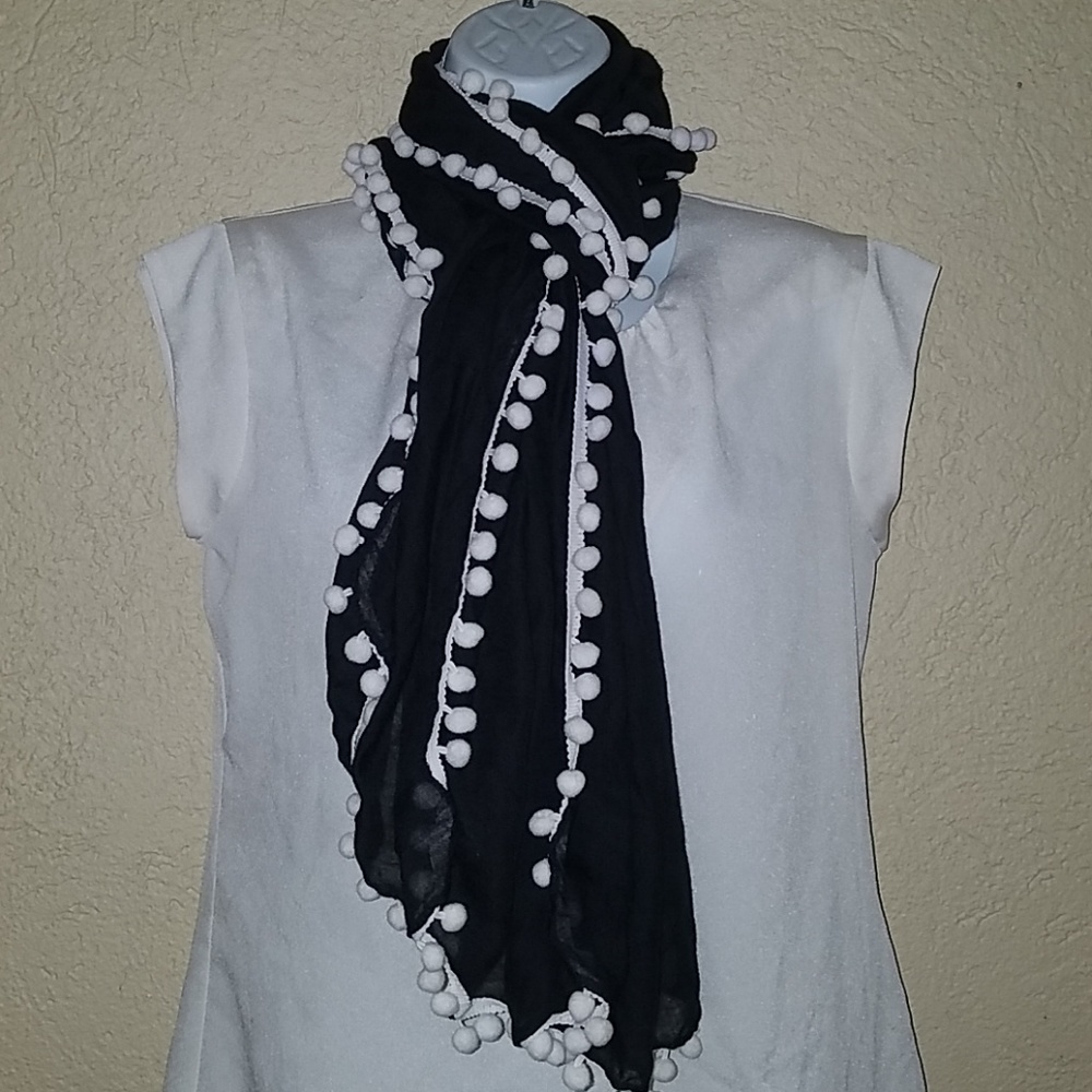 Pompom sarong scarf kimono wrap shawl coverup - Picture 7 of 7